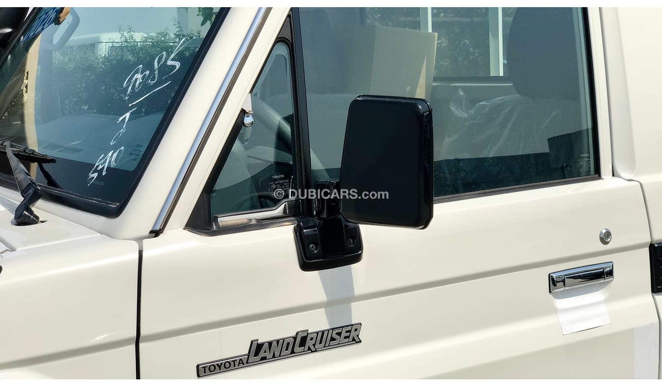 Toyota Land Cruiser Pick Up 4.2L DIESEL 6-CYLINDER  SINGLE CABIN PICKUP 2023