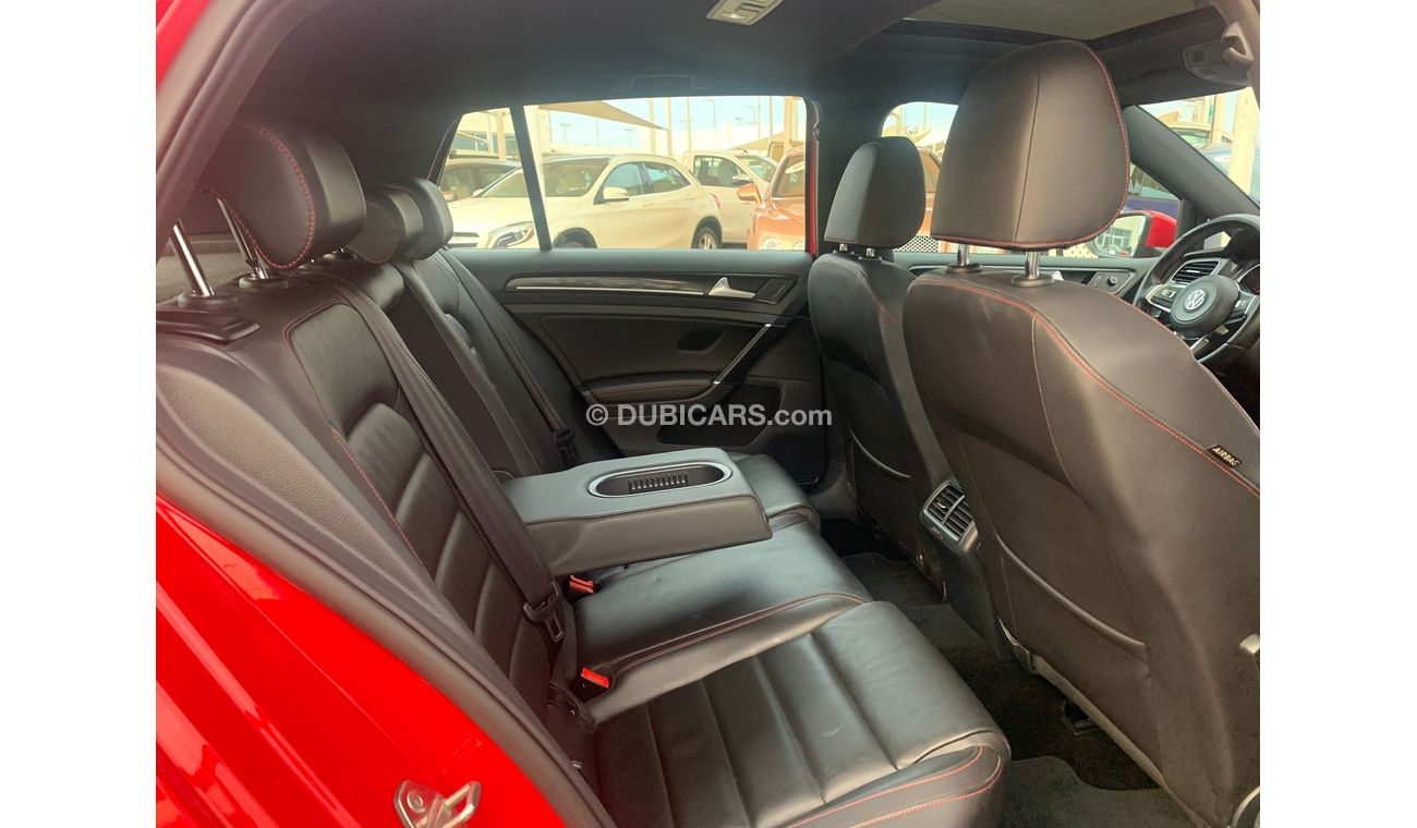 فولكس واجن جولف Volkswagen Golf GTI_Gcc_2016_Excellent_Condition _Full option