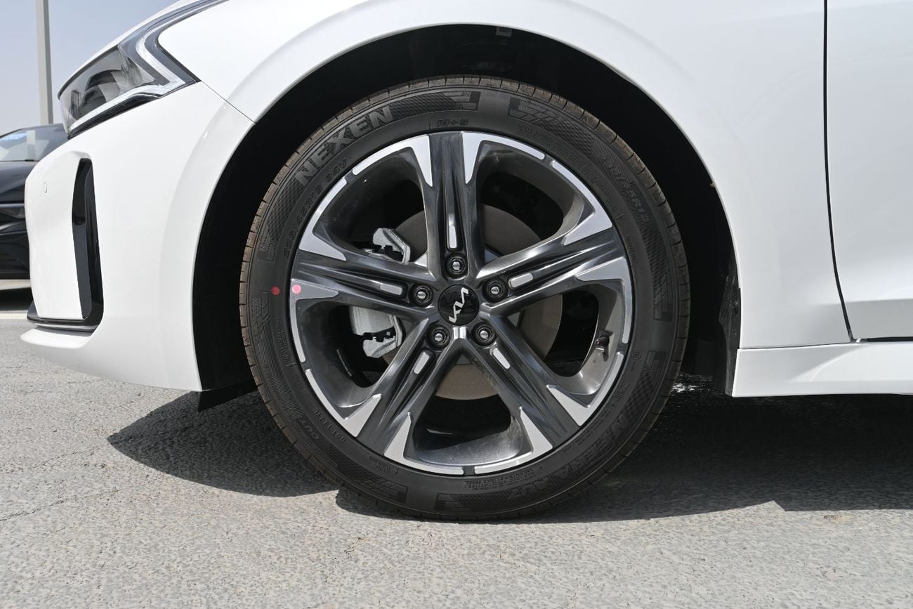 Kia K5 Kia K5 Premium 1.5L Turbo Petrol, Color White, Model 2025