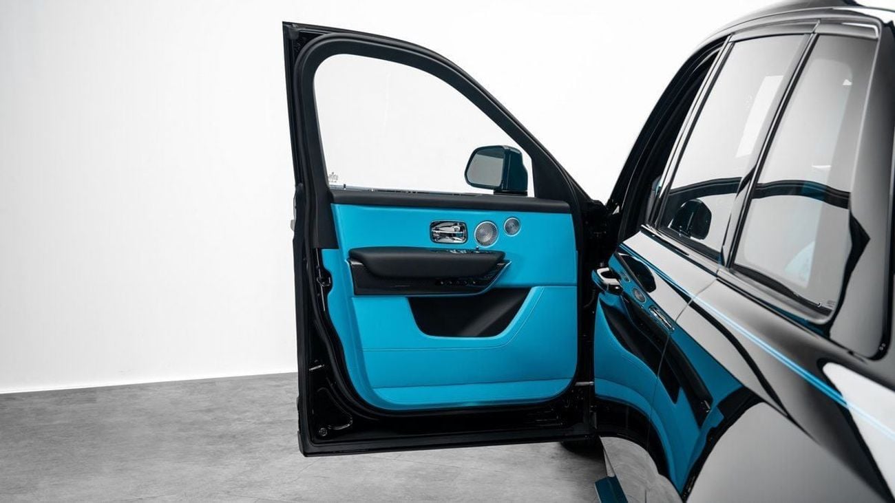 رولز رويس كولينان Black Badge - 2026 - GCC Specs - Under Warranty and Service Contract