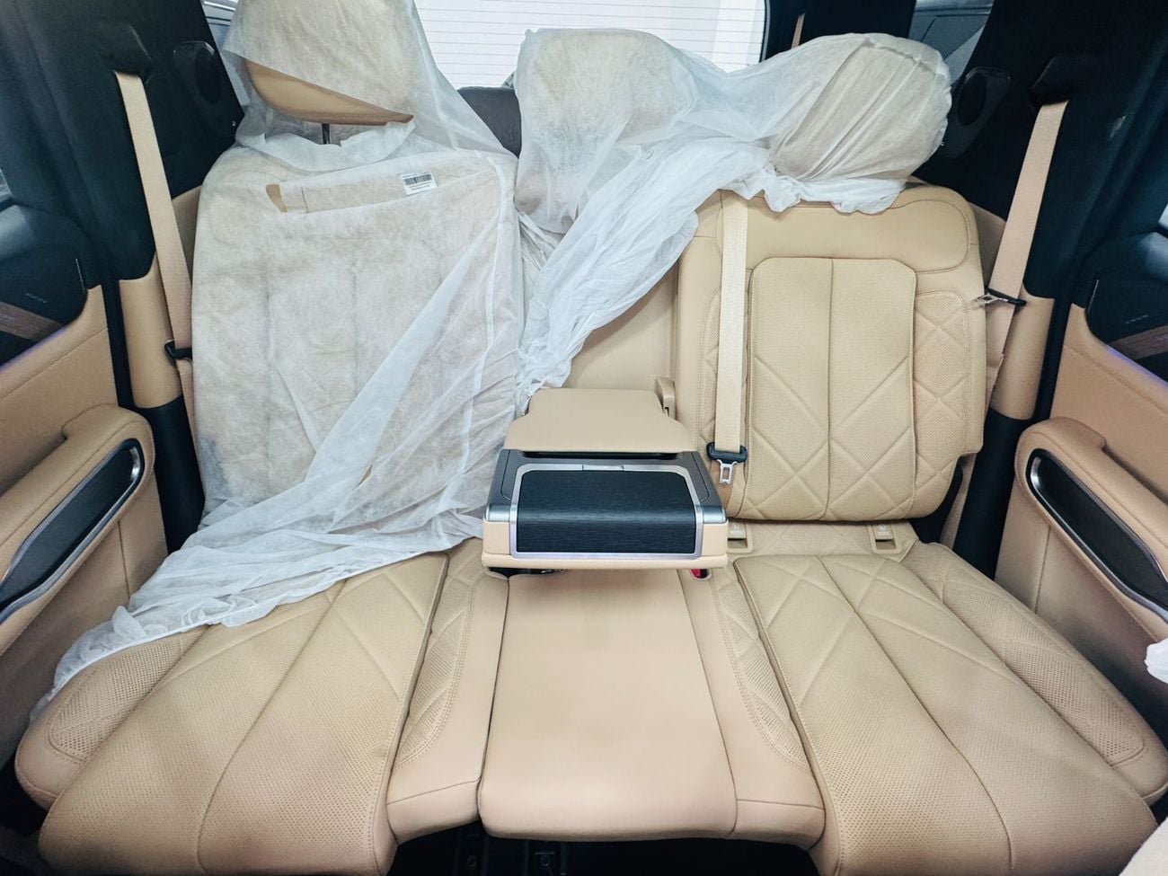 بي واي دي ليوبارد 8 Smart and Brave Flagship Edition (7 Seats)