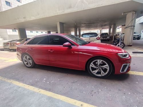 Audi A4 35 TFSI S-LINE