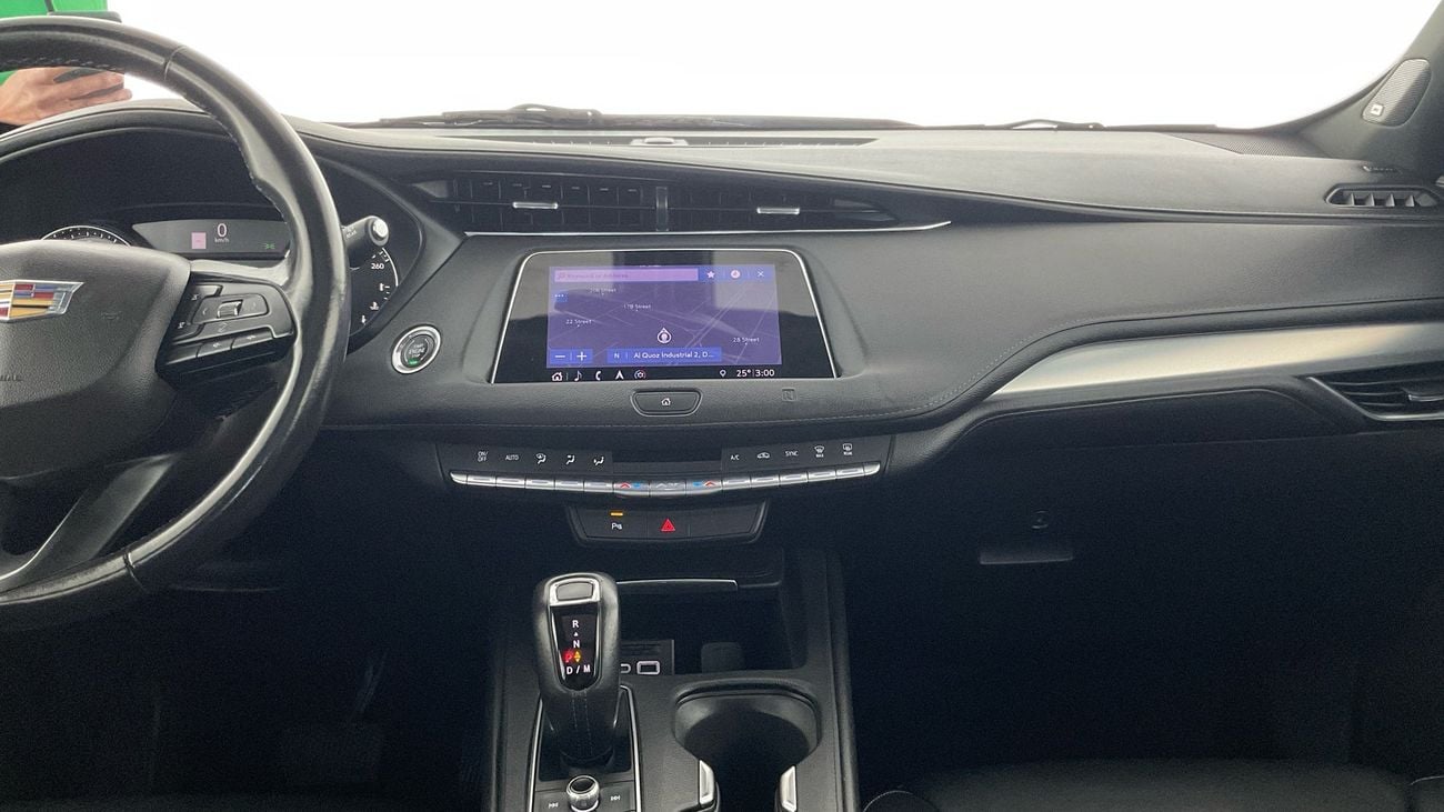 كاديلاك XT4 2.0 PREMIUM LUXURY AUTO 4WD | شامل الضمان | 0 ﺪﻔﻋﺓ ﺃﻮﻟﻯ