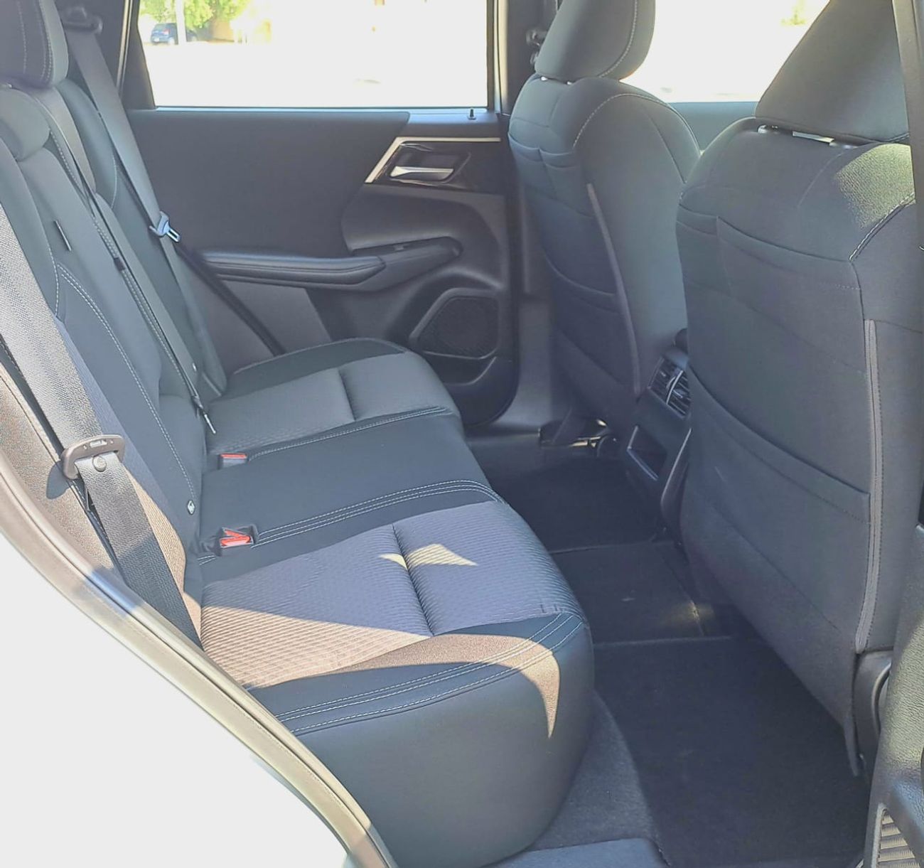 Mitsubishi Outlander GLX 2.4L 1130-Monthly l GCC l Cruise, Camera, GPS l Accident Free