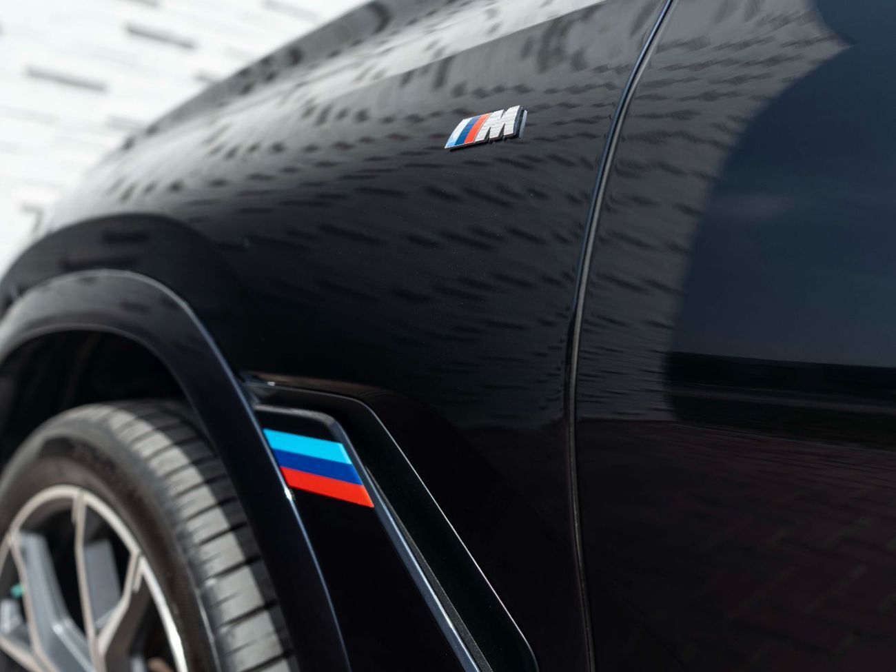 بي أم دبليو X6 xDrive40i Luxury M Sport Package 3.0L