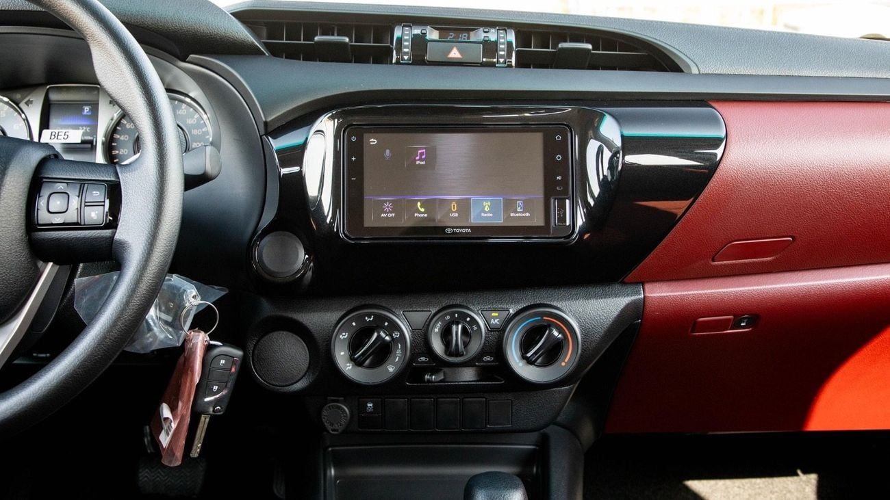 تويوتا هيلوكس GLX 2.7L Double Cab Utility RWD A/T