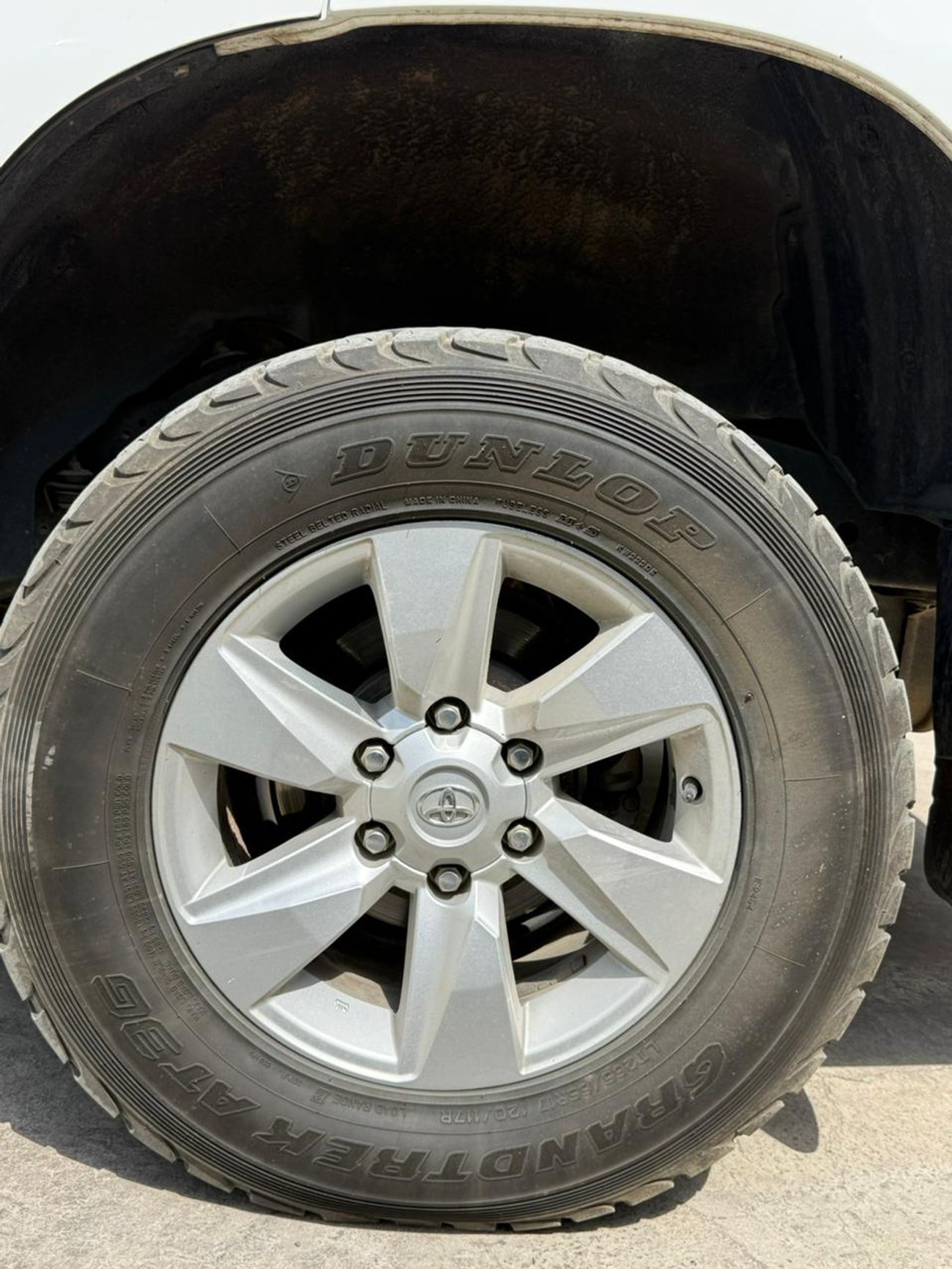 تويوتا برادو TX 2.8L