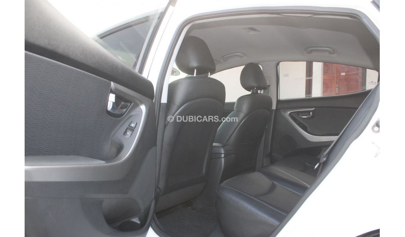 Hyundai Avante Hyundai Avante 2011 GCC, in excellent condition, without accidents, clean from the outside and the i