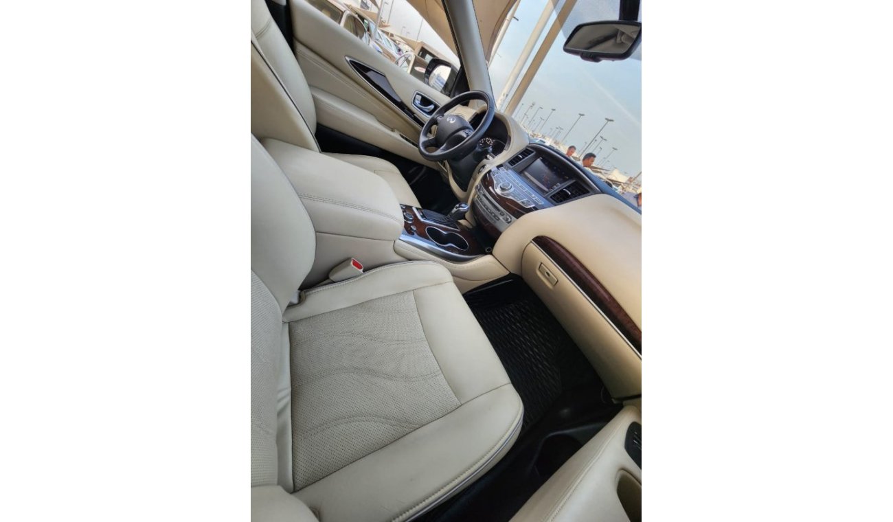 إنفينيتي QX60 Infiniti QX60_Gcc_2018_Excellent_Condition _Full option