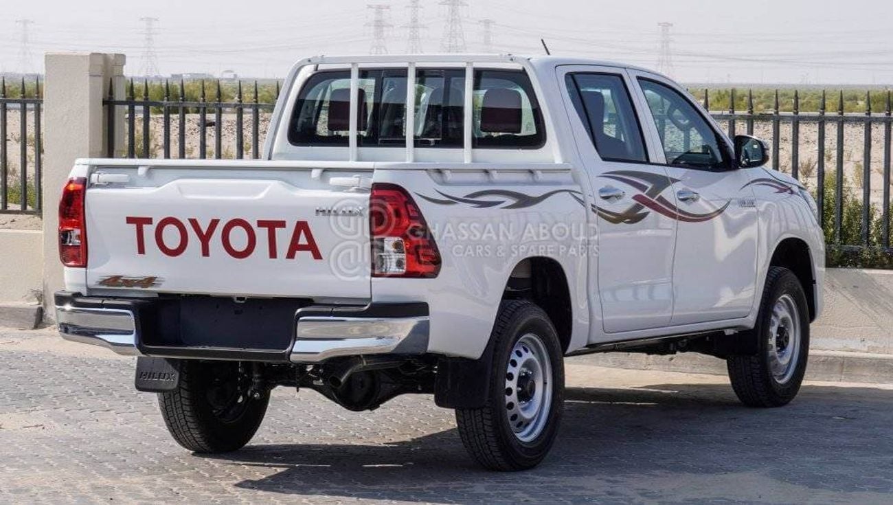 تويوتا هيلوكس GL 2.4L Double Cab Utility