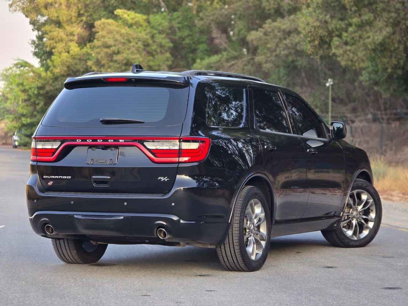 Dodge Durango R/T Dodge Durango R/T 2019 | GCC Specs | V8 Hemi | Orginal paint | Accident free | Perfect condition
