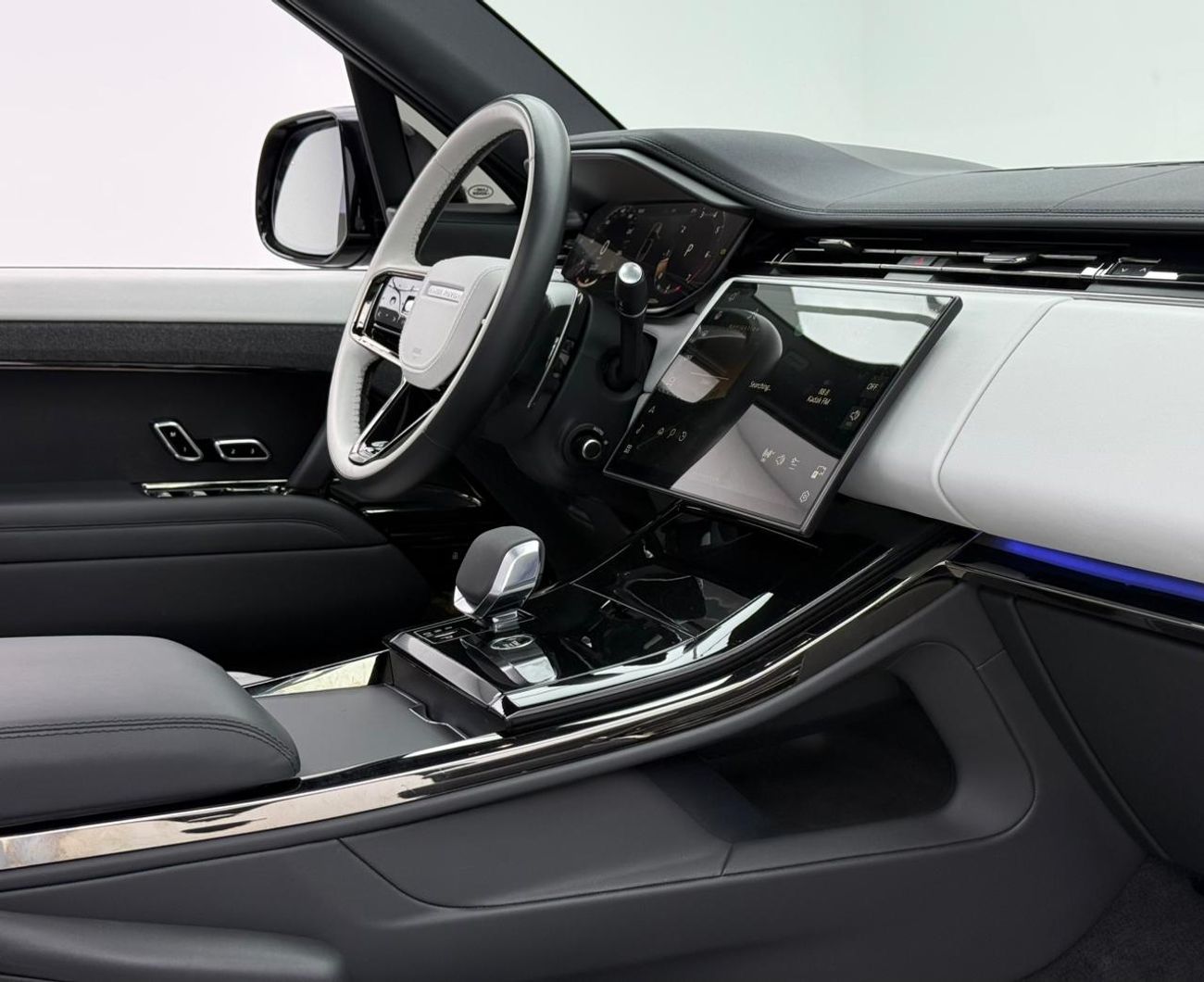 لاند روفر رينج روفر سبورت Dynamic HSE P400 3.0L 2024 Range Rover Sport HSE P400 ,Land Rover Warranty+Full Service History ,GCC