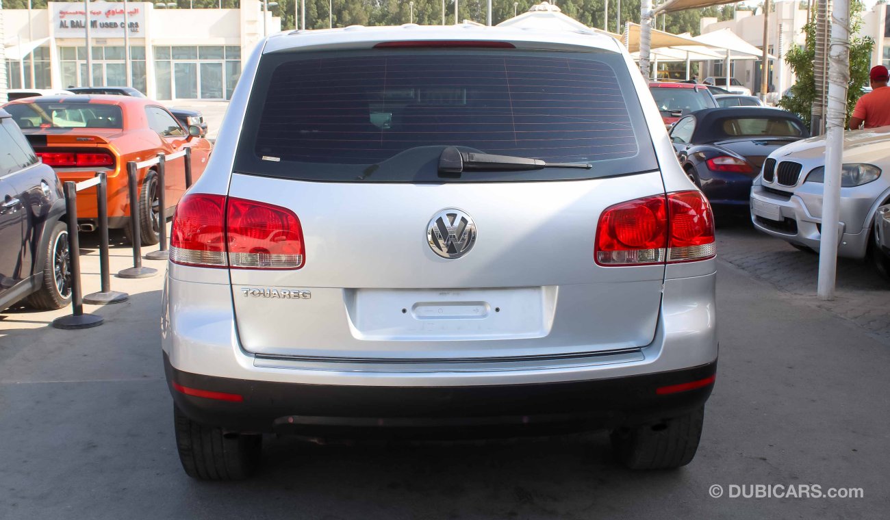 Volkswagen Touareg GCC - SUPER CLEAN - WARRANTY - FIRST OWNER