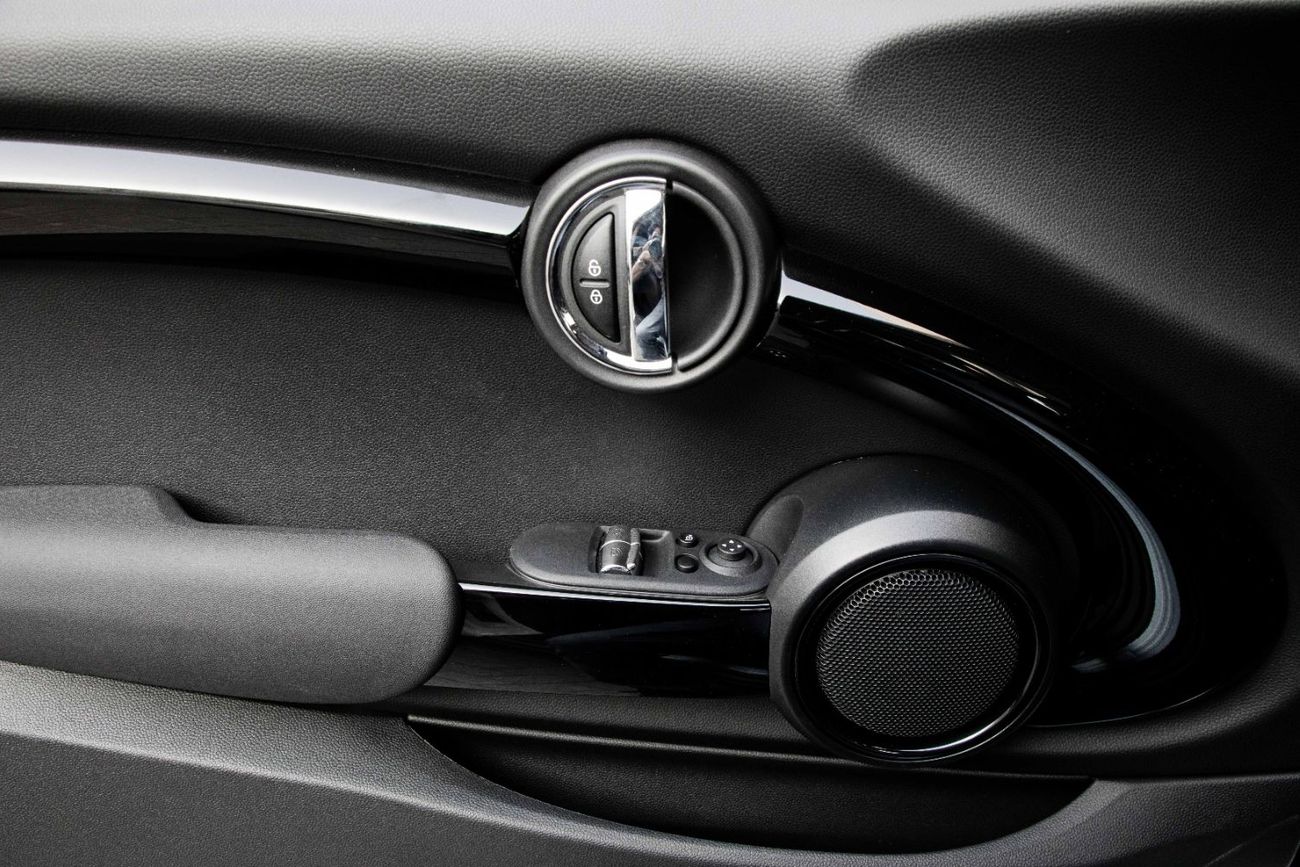 Mini Cooper Cooper | 1,763 P.M | 0% Downpayment | Agency Warranty