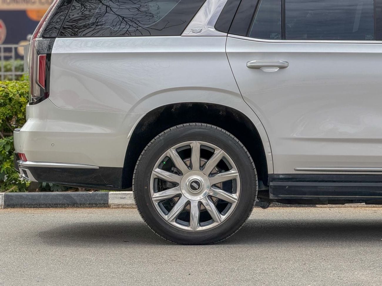 كاديلاك إسكالاد Sport Platinum 6.2L 4WD