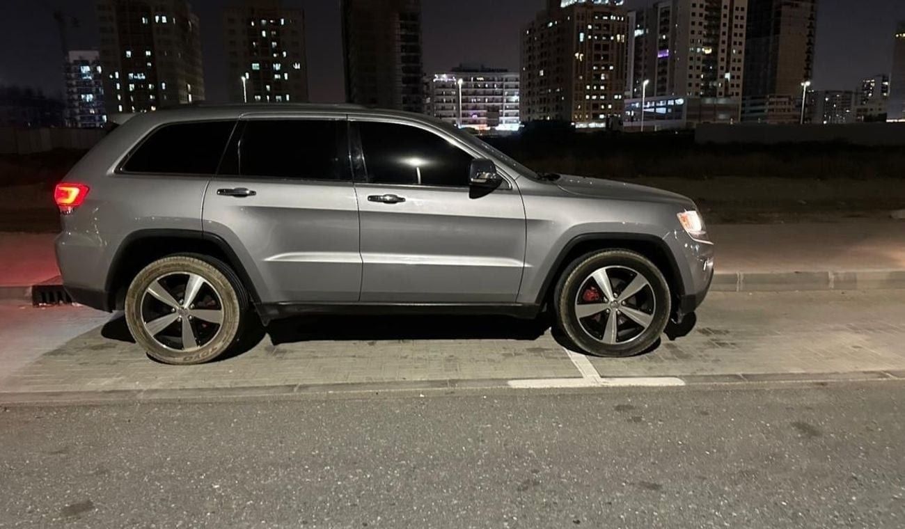 جيب جراند شيروكي Altitude 3.6L