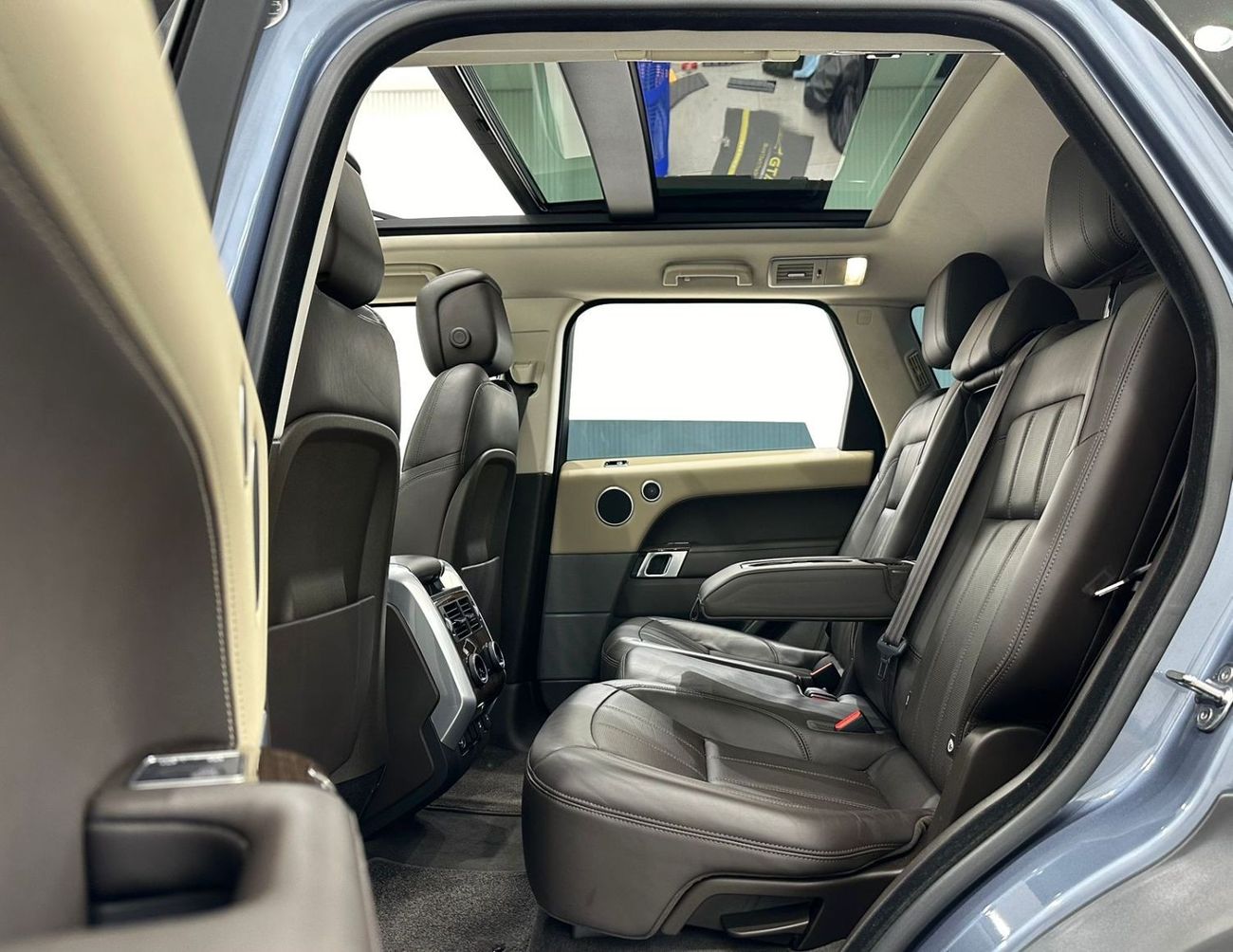 Land Rover Range Rover Sport 2020 Range Rover Sport, FEB 2025 Al Tayer Warranty, Full Agency Service History, GCC