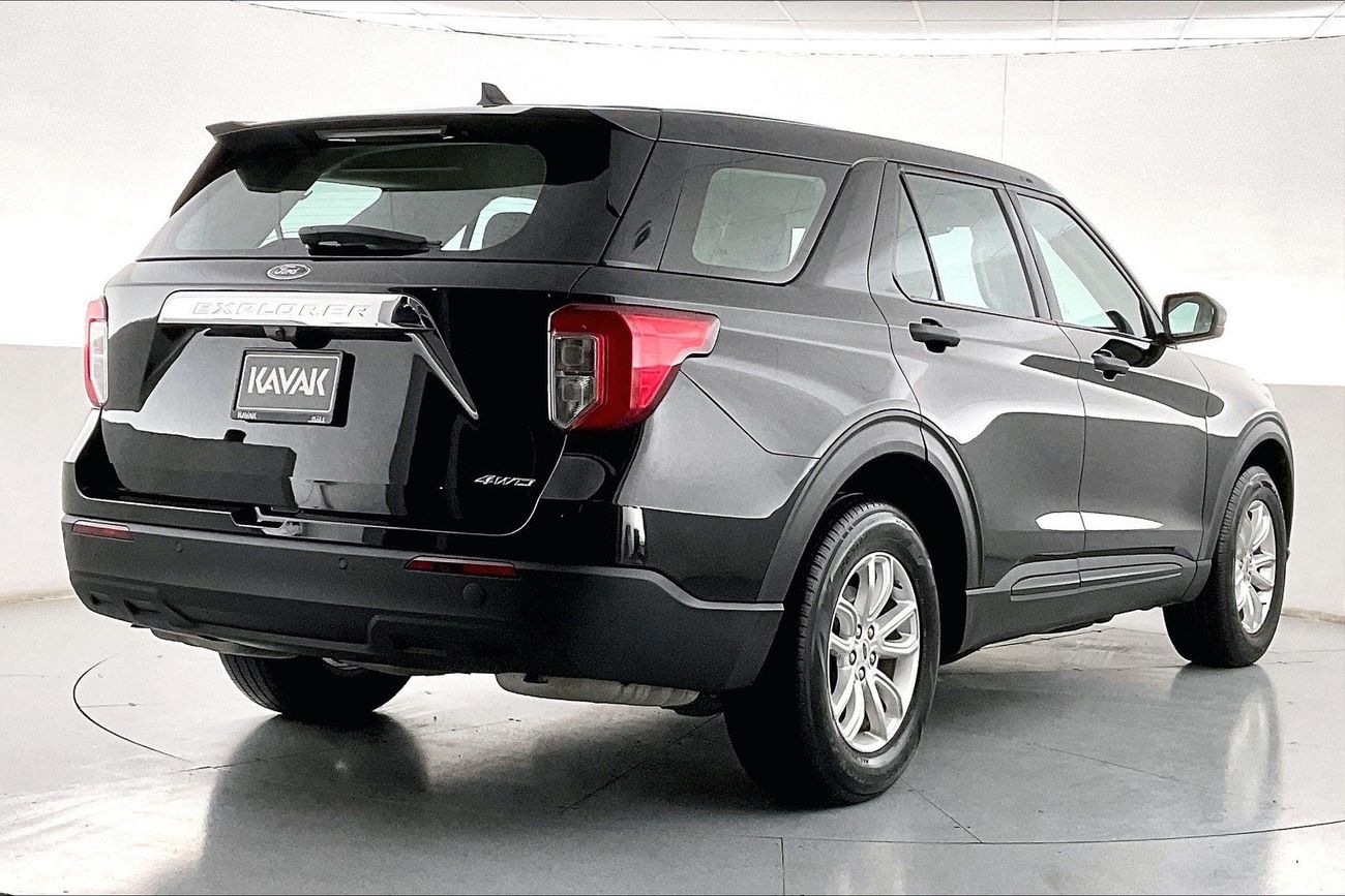 Ford Explorer XL / Standard | 1 year free warranty | 0 down payment | 7 day return policy