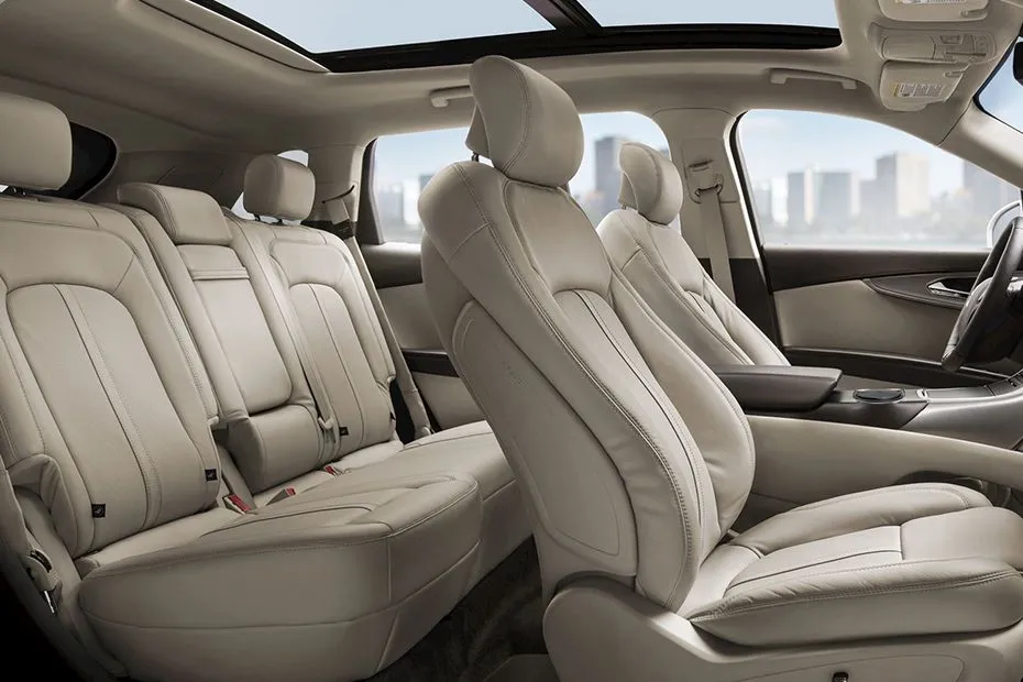 Lincoln MKX interior - Seats