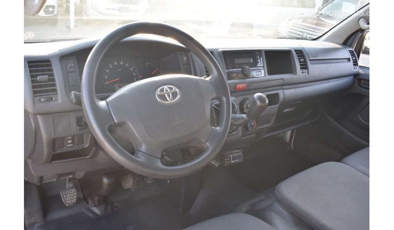 تويوتا هاياس 2015 | TOYOTA HIACE 2.7L | 3-STR CHILLER PANEL VAN | HIGH-ROOF | 5-DOORS | GCC | VERY WELL-MAINTAINE