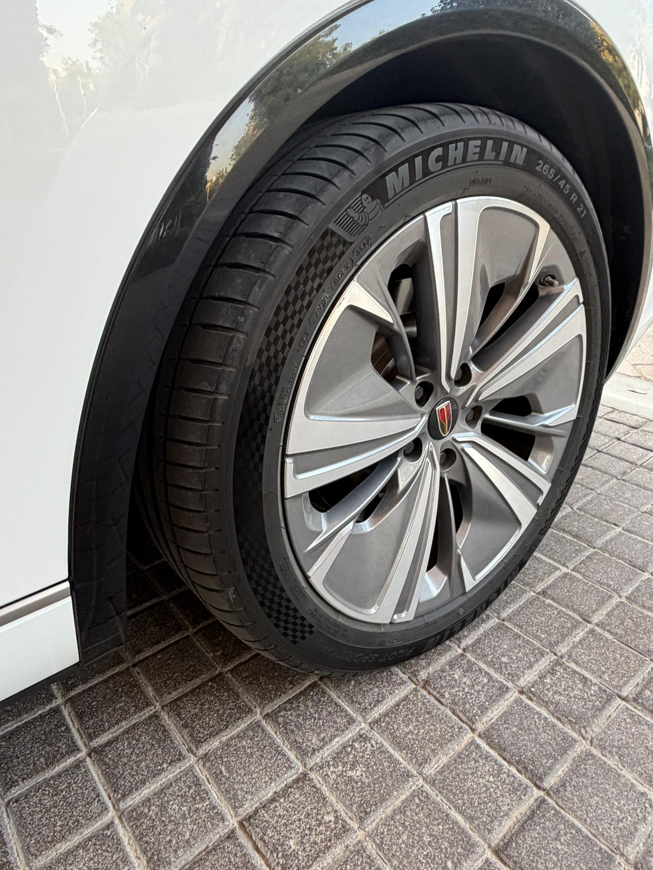 هونغشي EHS9 Executive