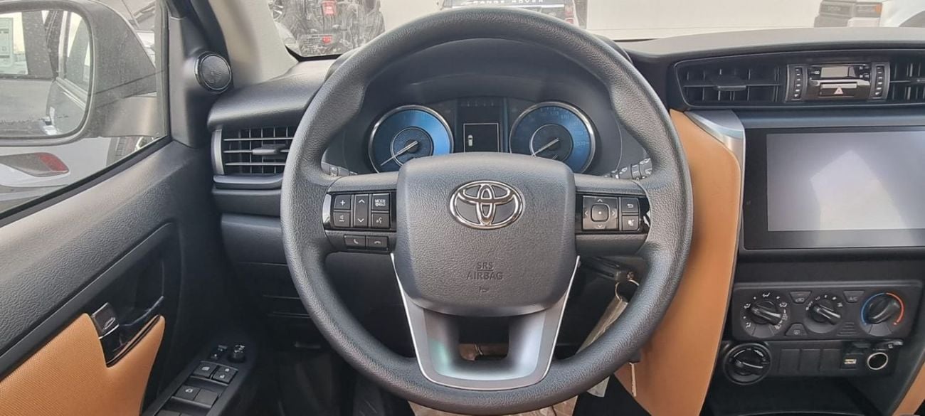 تويوتا فورتونر TOYOTA FORTUNER 2.4L DIESEL 4X4 MY 2026