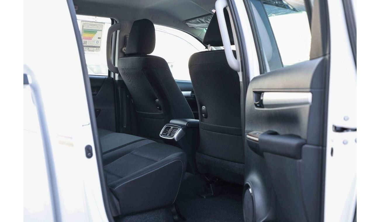 Toyota Hilux 2.7L HI - PLATINUM WHITE PEARL inside BLACK | Export Only