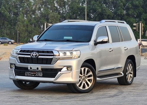 Toyota Land Cruiser GXR V6 MODEL 2009 UPGRADE 2021