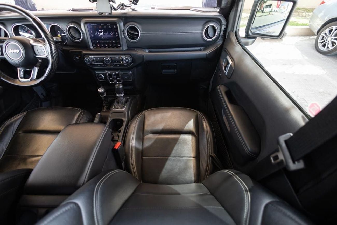 Jeep Wrangler Unlimited Sahara 3.6L