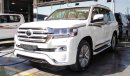 Toyota Land Cruiser VXS White Edition