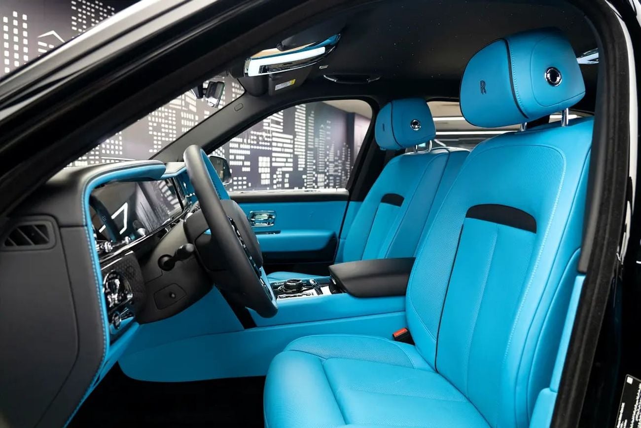 Rolls-Royce Cullinan ROLLS ROYCE | CULLINAN BLACK BADGE | GCC SPECS | DEALER WARRANTY + SERVICE CONTRACT