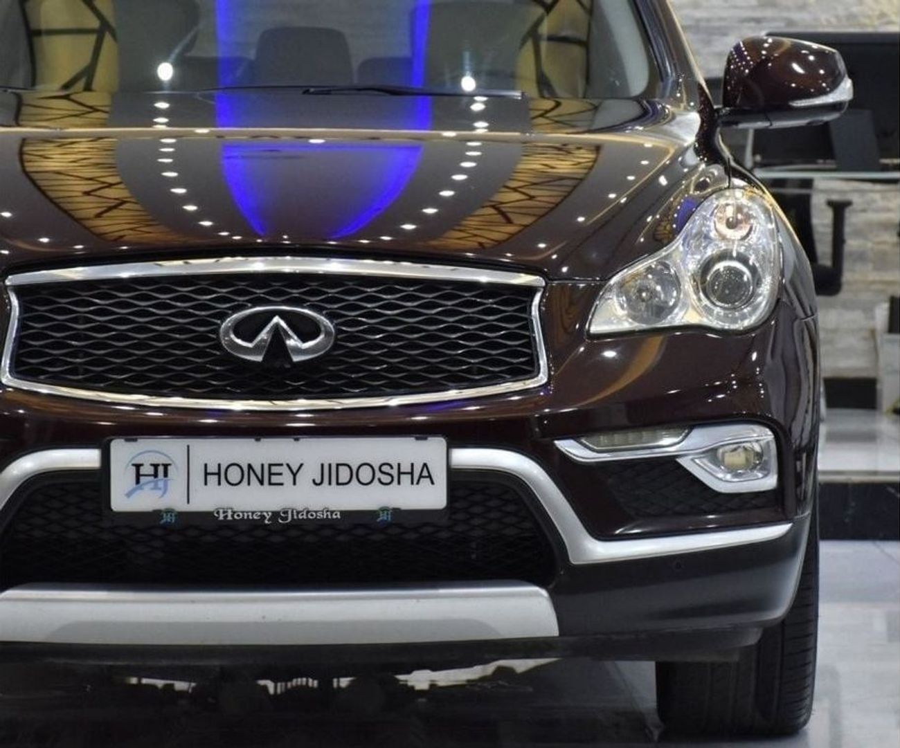 إنفينيتي QX50 EXCELLENT DEAL for our Infiniti QX50 ( 2017 Model ) in Burgundy Color GCC Specs