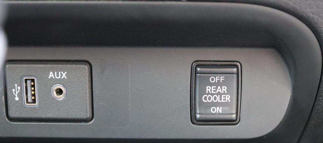 نيسان إكستيرا نيسان إكستيرا - 2023 - خليجى - بدون حوادث -  بمحرك 2.5 -ممشى قليل - بحاله ممتازه