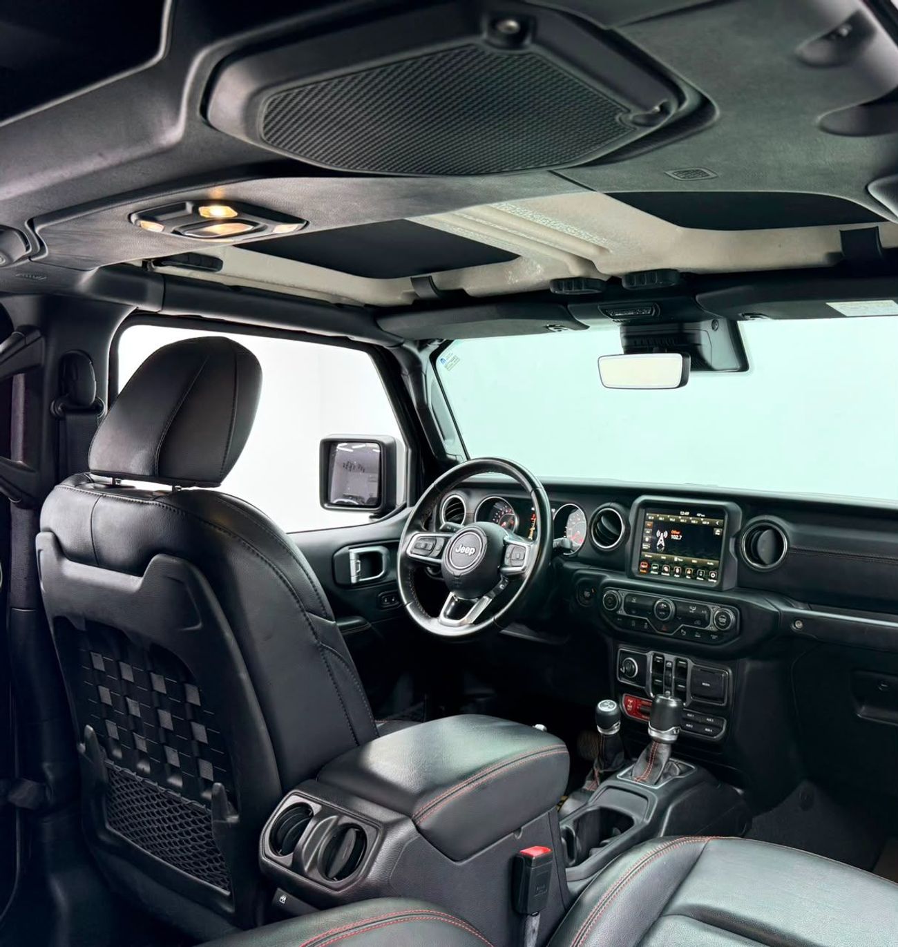 Jeep Gladiator RUBICON LAUNCH EDITION 2020 Jeep Gladiator Launch Edition, Warranty, Full Jeep Service History, Fully Loaded, GCC