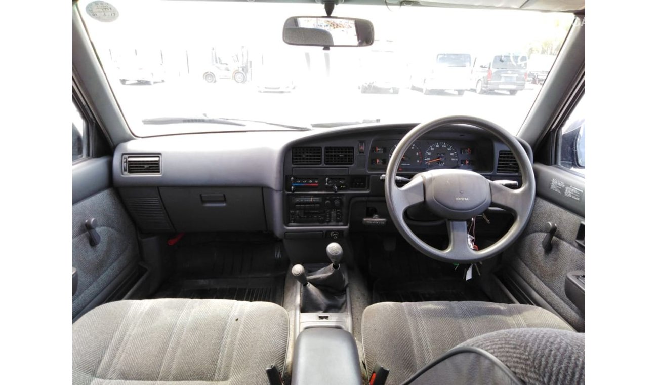 Toyota Hilux Hilux Pick up RIGHT HAND  (Stock no PM 576 )