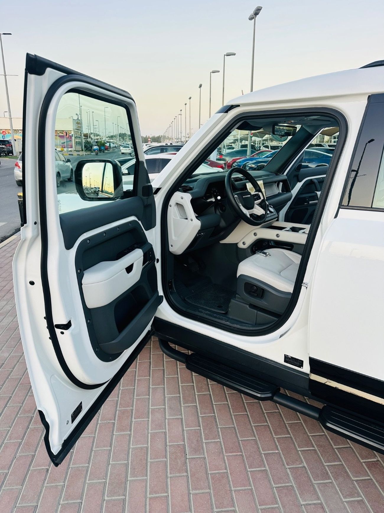 لاند روفر ديفندر