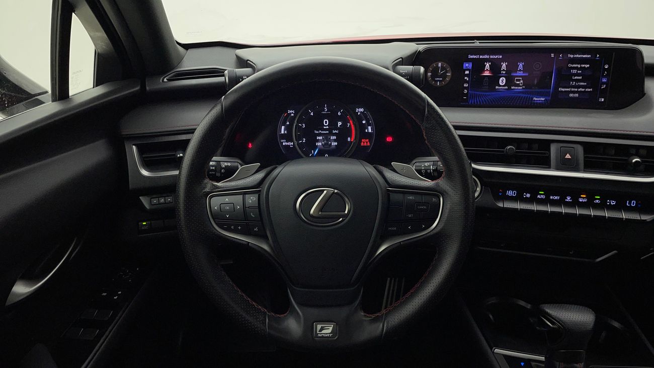 لكزس UX 200 F SPORT PRESTIGE 2 | بدون دفعة مقدمة | اختبار القيادة في المنزل