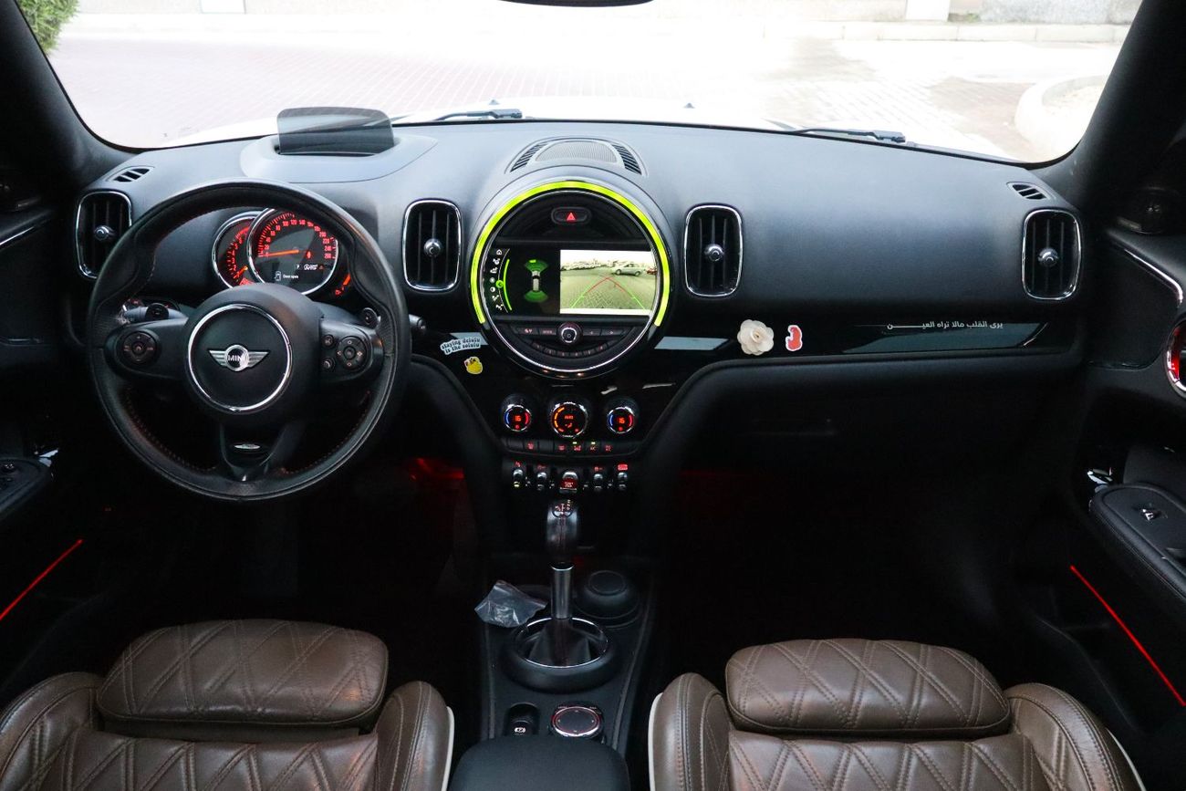 ميني كوبر إس كونتري مان