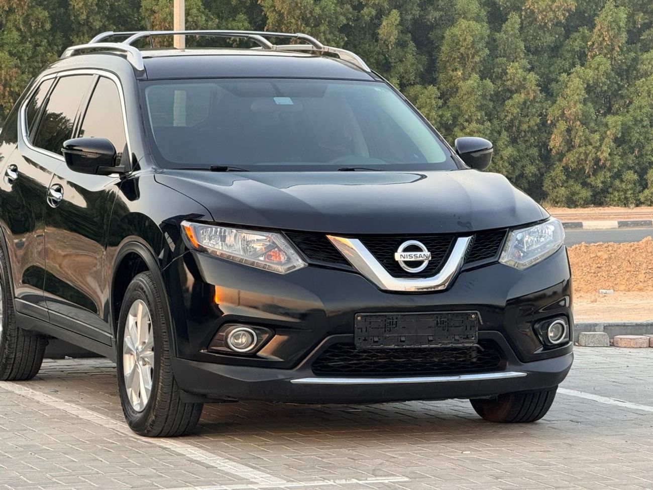 Nissan Rogue very good condition inside and outside