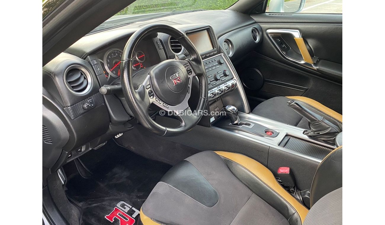 Nissan GTR NISSAN GTR PREMIUM 2009  FULL CARBON FIBER