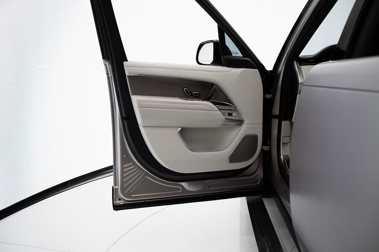 لاند روفر رينج روفر First Edition P530 4.4L