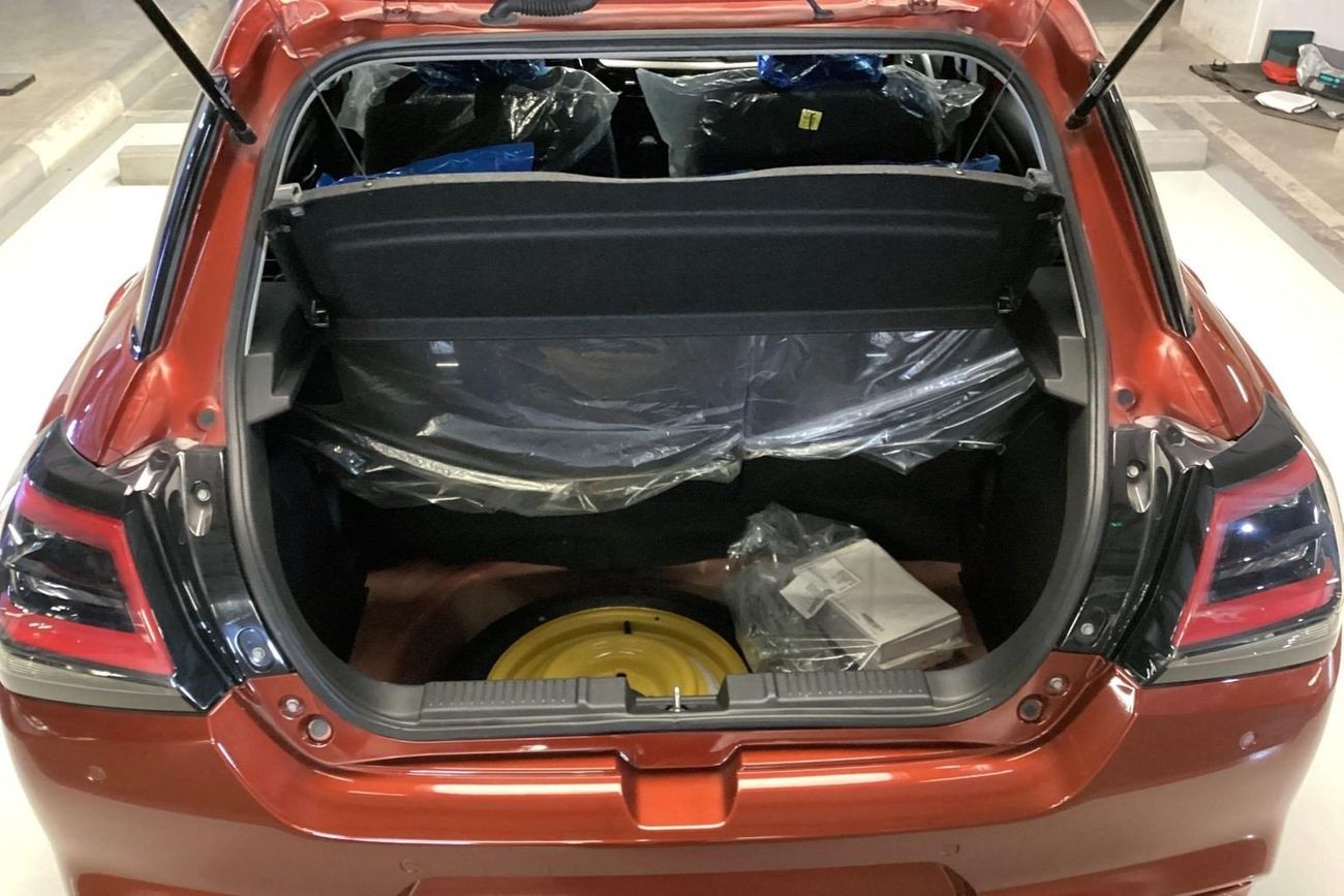 سوزوكي سويفت GLX | Start 2026 with the ideal drive | شامل الضمان | 0 ﺪﻔﻋﺓ ﺃﻮﻟﻯ