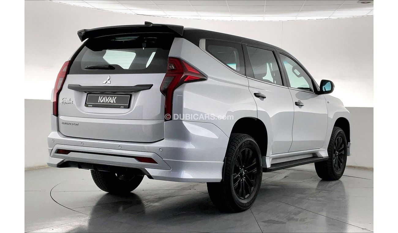 Mitsubishi Montero Signature