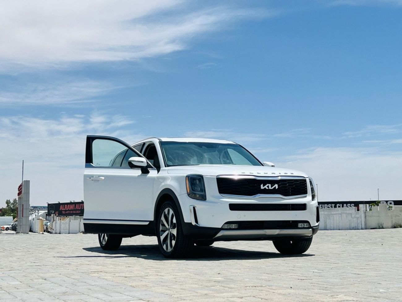 Used Kia Telluride SX 2020 for sale in Dubai 608905