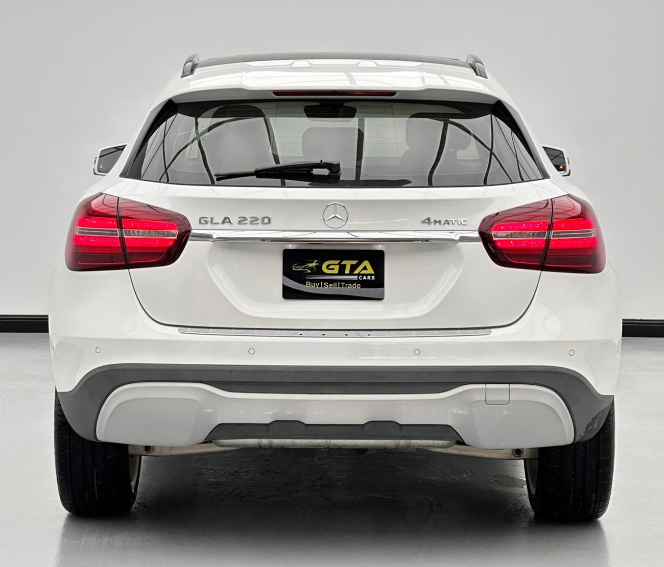 Mercedes-Benz GLA 220 2018 Mercedes-Benz GLA 220 4MATIC, 1 Year Unlimited KM Warranty, GCC