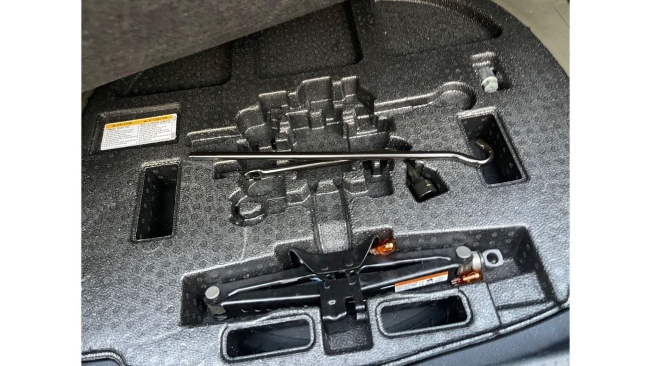 Toyota Camry 2021 CAMRY SE SUNROOF