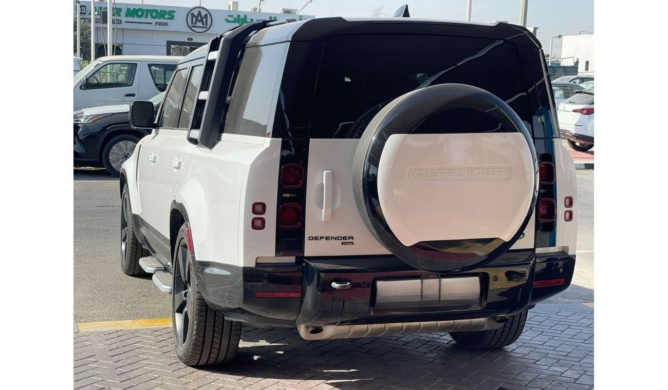 لاند روفر ديفندر 2023 Land Rover Defender 130-P400- X Dynamic 3.0L