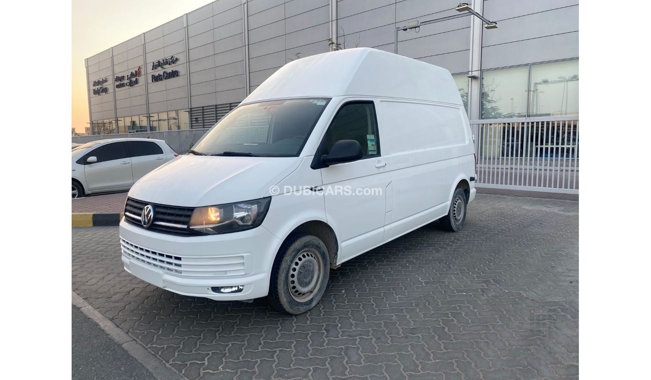 فولكس واجن T6 ترانسبورتر GCC VAN DIESEL