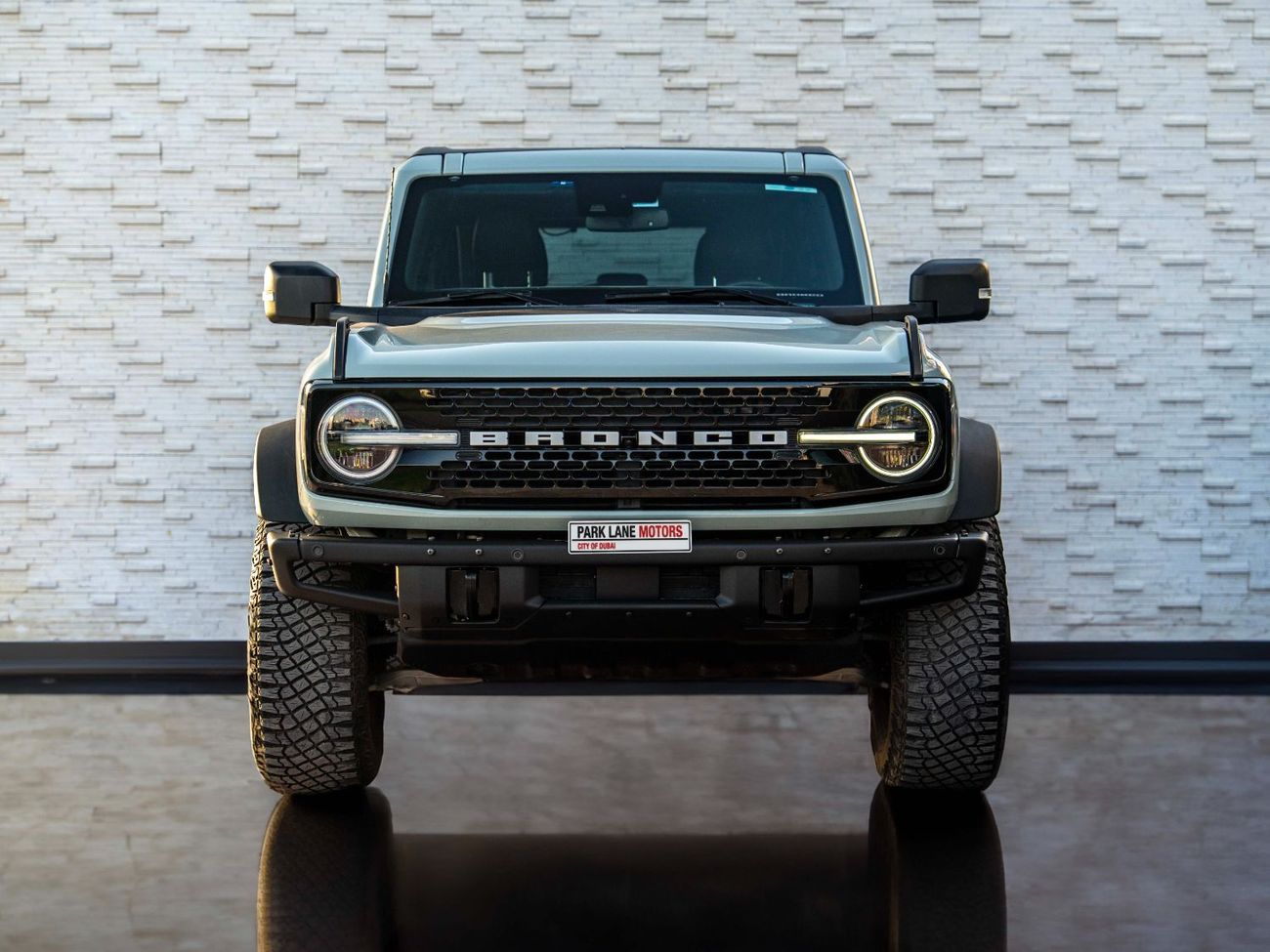 فورد برونكو Wildtrak 2.7L (5 Seater)