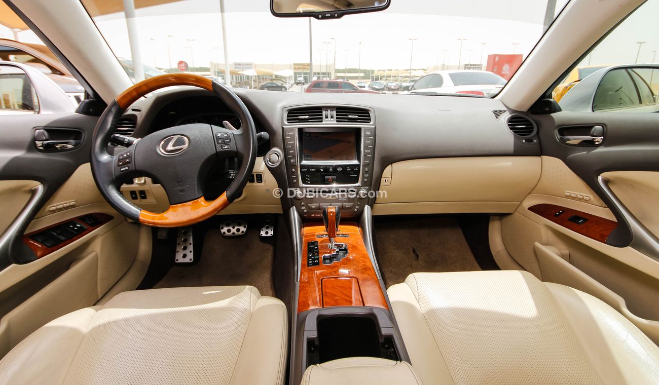 Lexus IS300